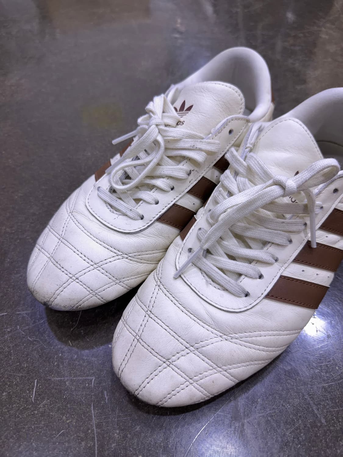 아디다스 태권도 레이스 오프 화이트 브라운 스니커즈 270 상품이미지3