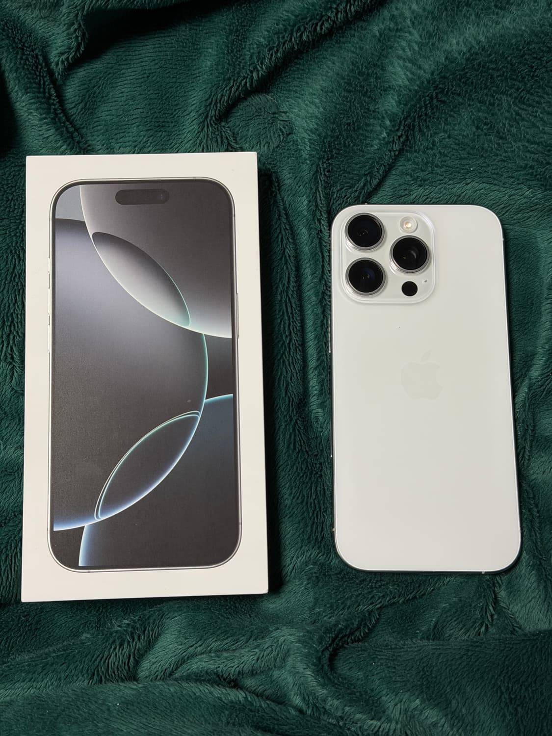 (배터리100)아이폰16프로 화이트 256 상품이미지1