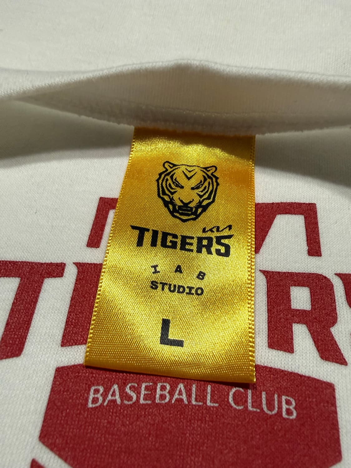 Iab studio X Kia tigers 아이앱 스튜디오 기아 반팔 상품이미지5