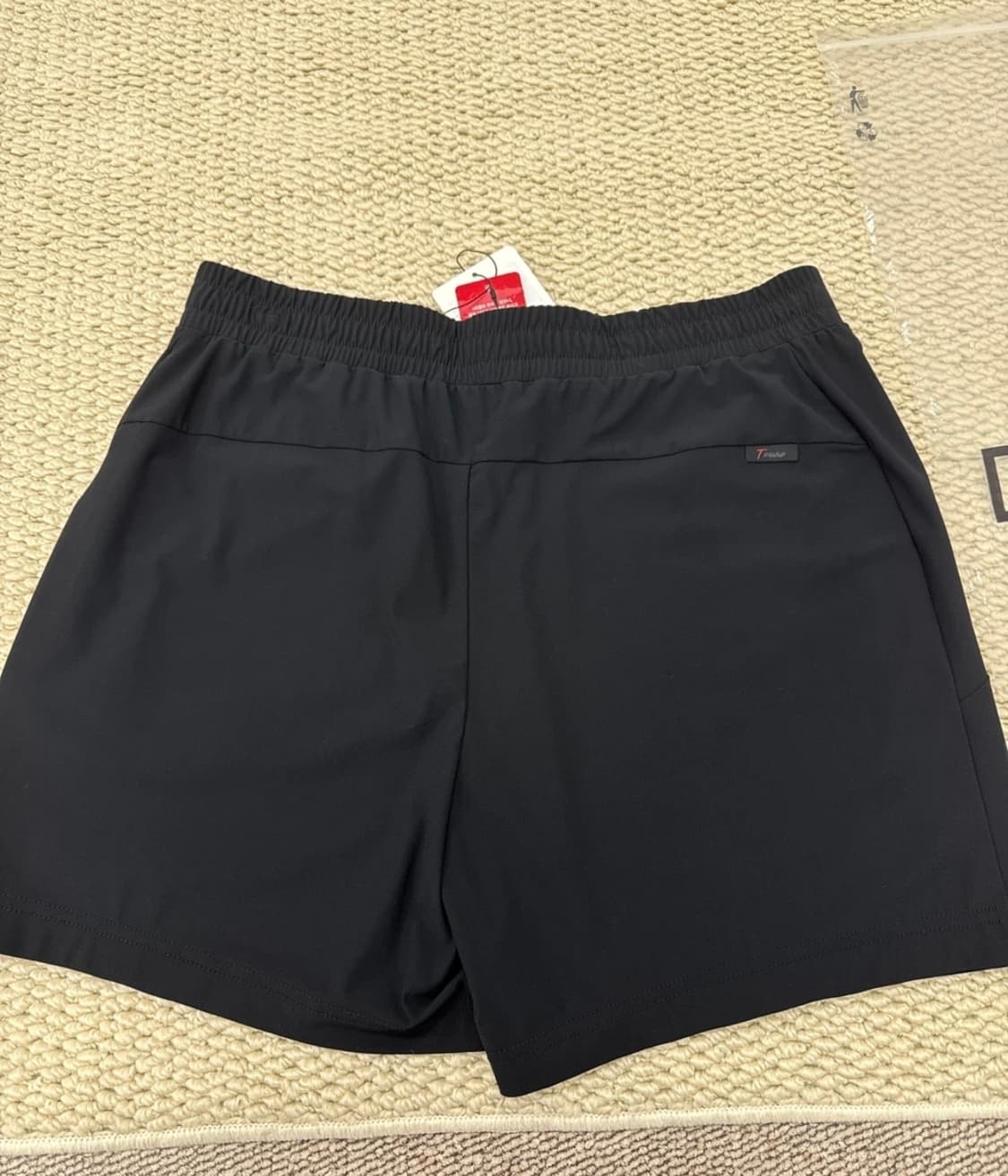 데상트 블랙 반바지 S0323T6121 상품이미지2