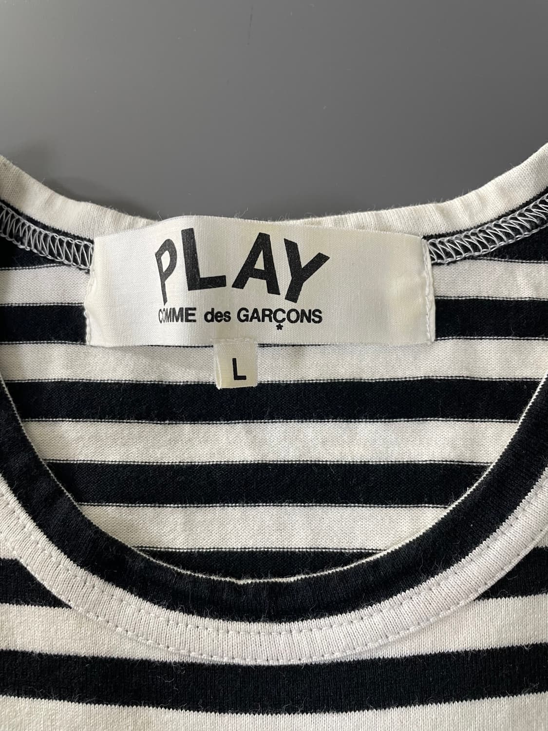 [L] 꼼데가르송 플레이 스트라이프 롱슬리브 긴팔티셔츠 상품이미지8
