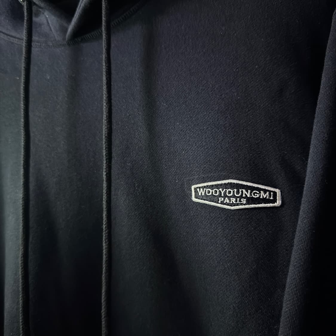 우영미 백로고 오버핏 후드 티셔츠 48 (남성 105정도) 상품이미지3