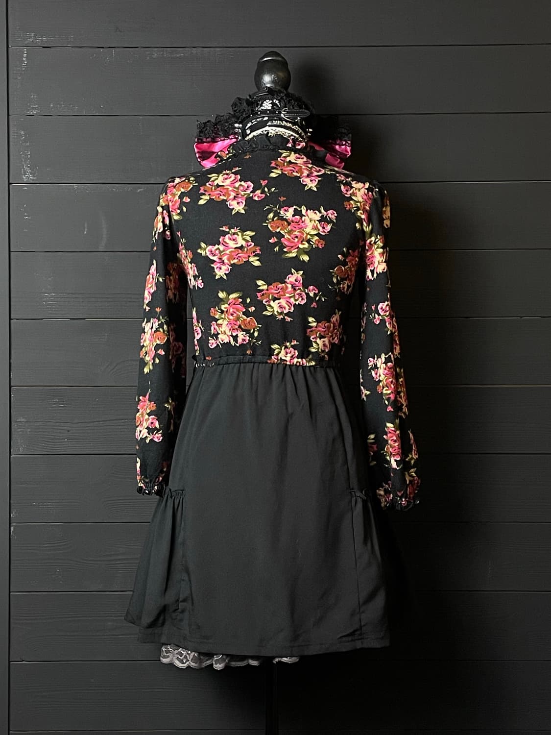 AXES FEMME 엑시즈팜 플라워 패턴 꽃무늬 퍼 리본 원피스 상품이미지3