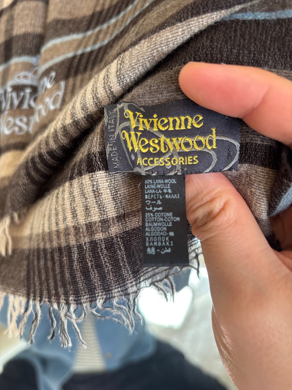 비비안웨스트우드 체크 머플러 상품이미지4