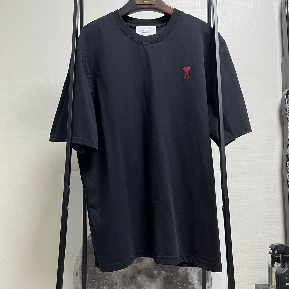 정품 M) AMI 아미 하트로고  반팔 티셔츠 상품이미지1
