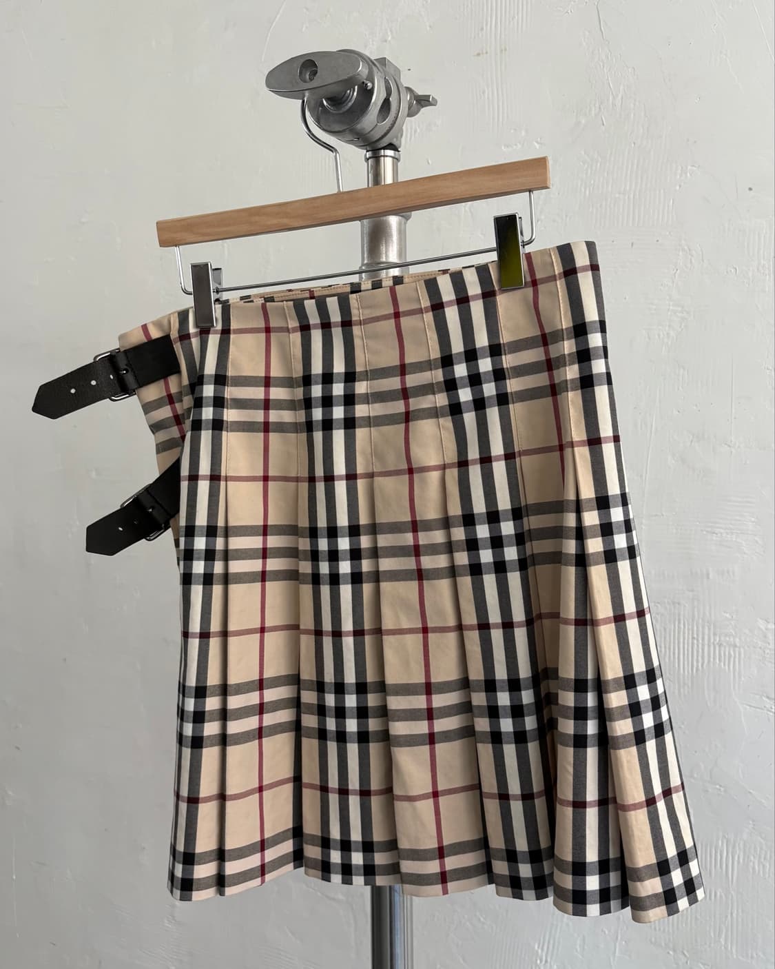 Burberry 버버리 런던 노바체크 버클 미니 스커트 상품이미지7