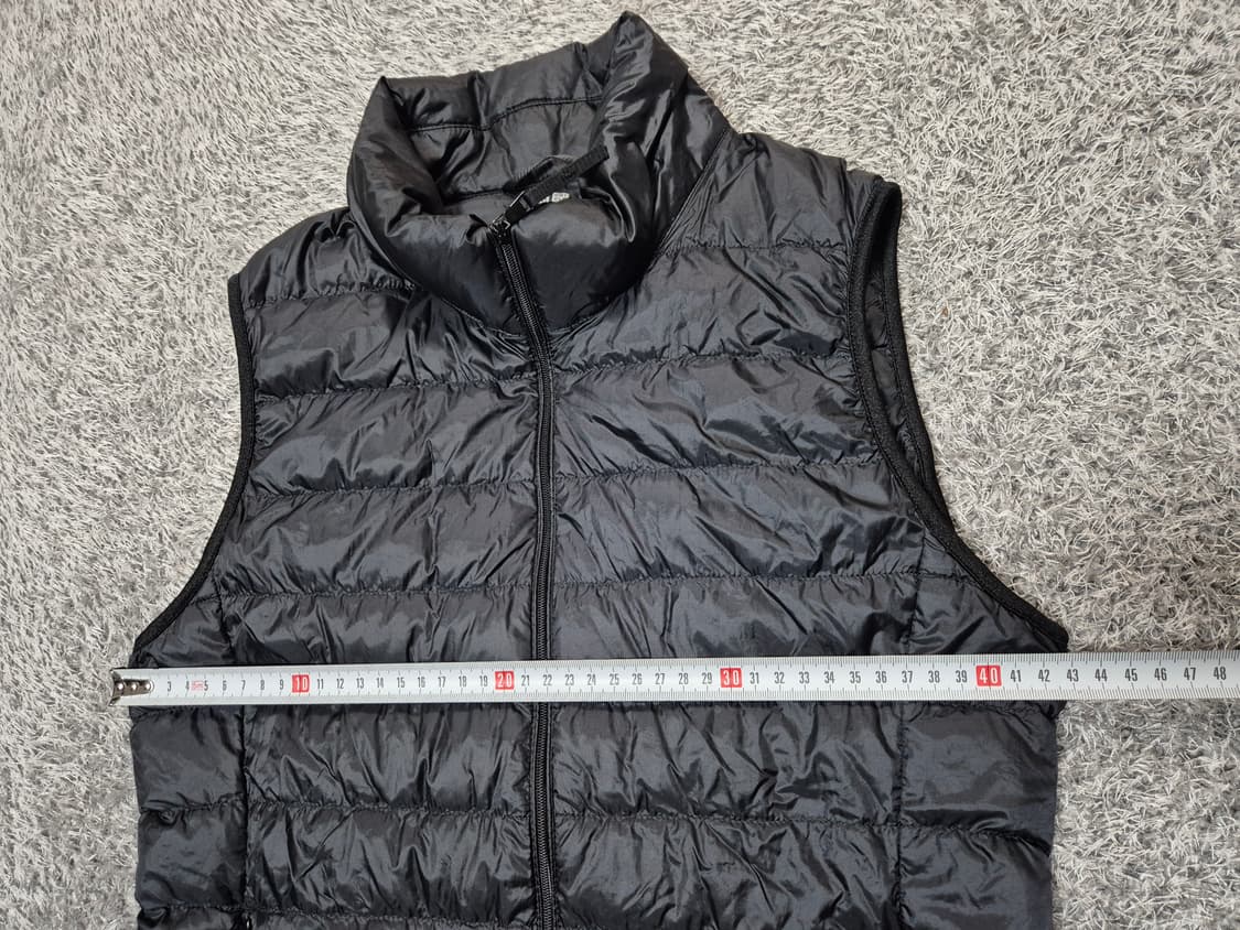 유니클로 여성 경량 다운 패딩 조끼 M 상품이미지10