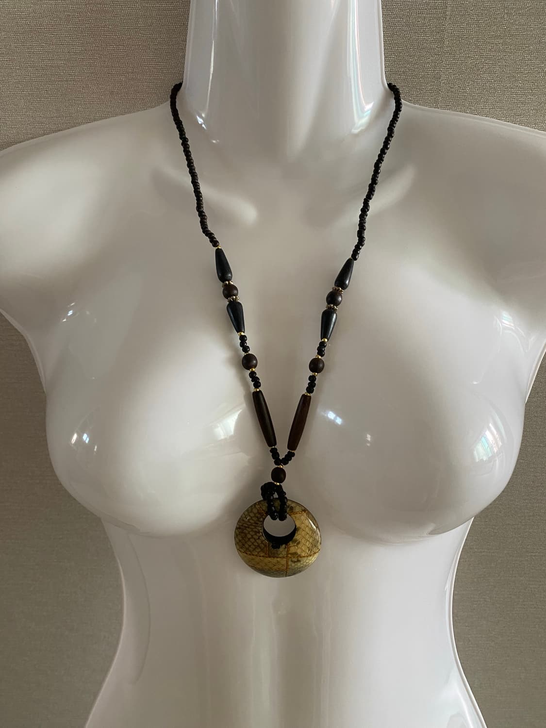 빈티지 우드 & 레진 도넛 펜던트 네크리스 목걸ㅇ 상품이미지5