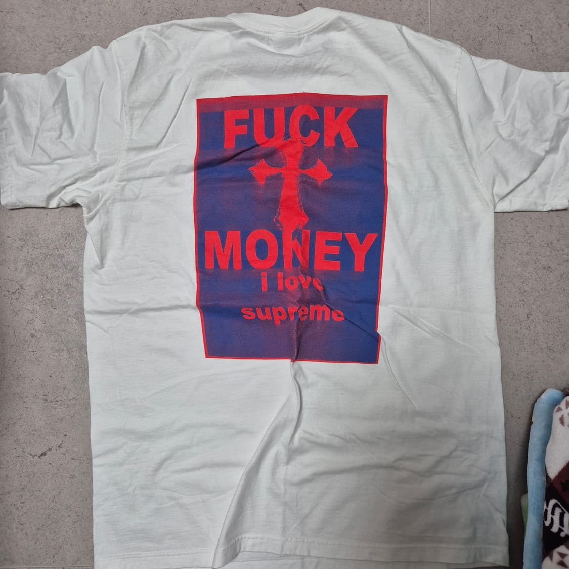 슈프림 퍽 머니 티셔츠 화이트 (급처) 상품이미지2