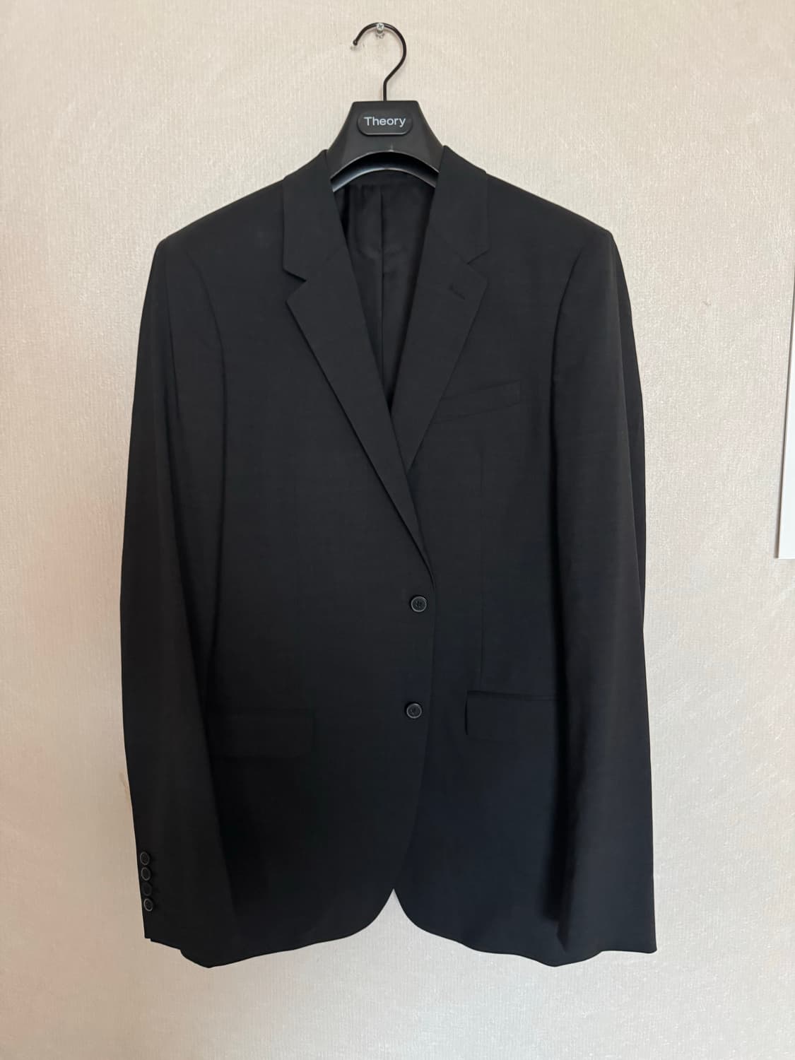 띠어리 블레이저 스트레치 울 차콜 42L 새 상품 판매합니다. 상품이미지2