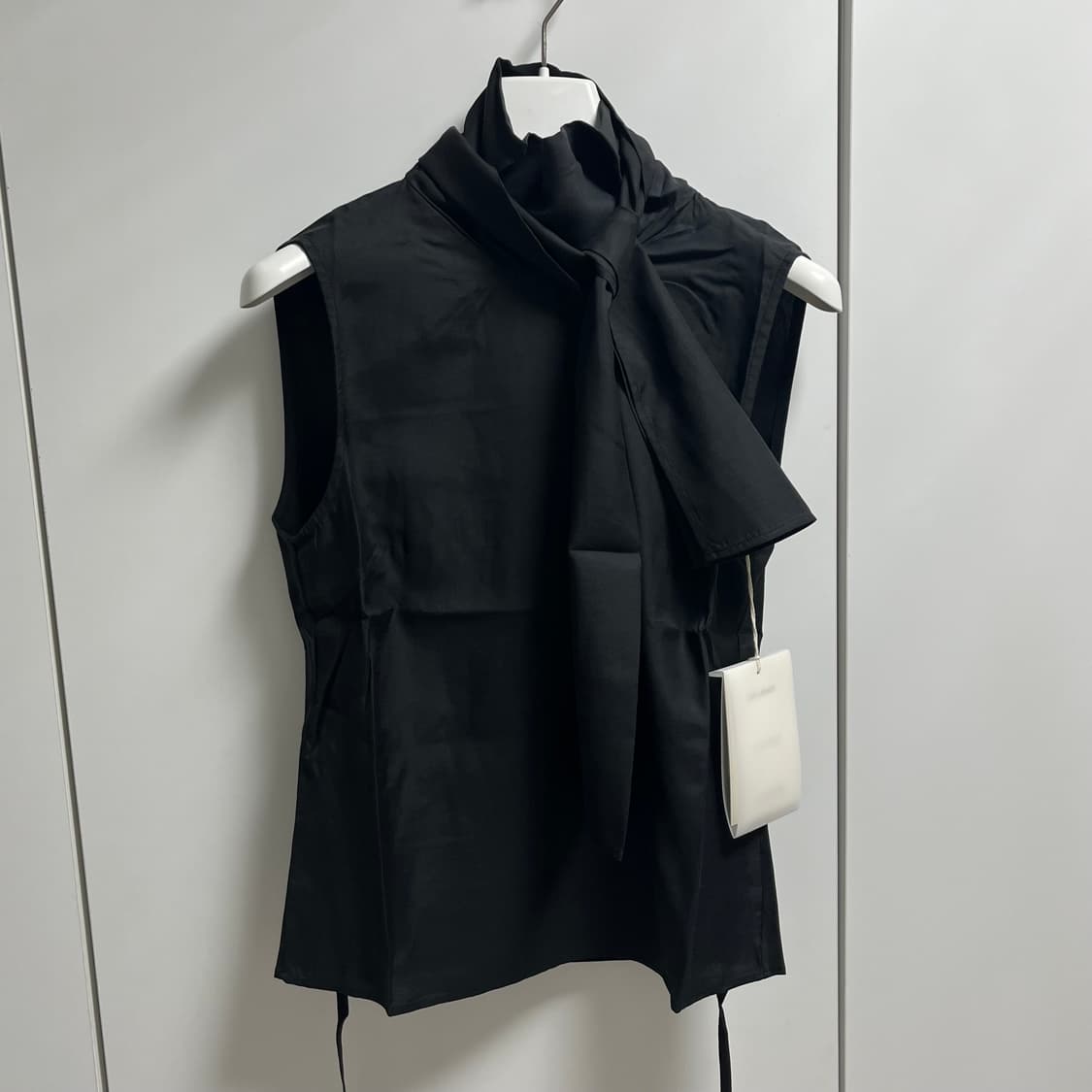 [36]아워레가시 26ss VIRTUOUS 블라우스/블랙 상품이미지1