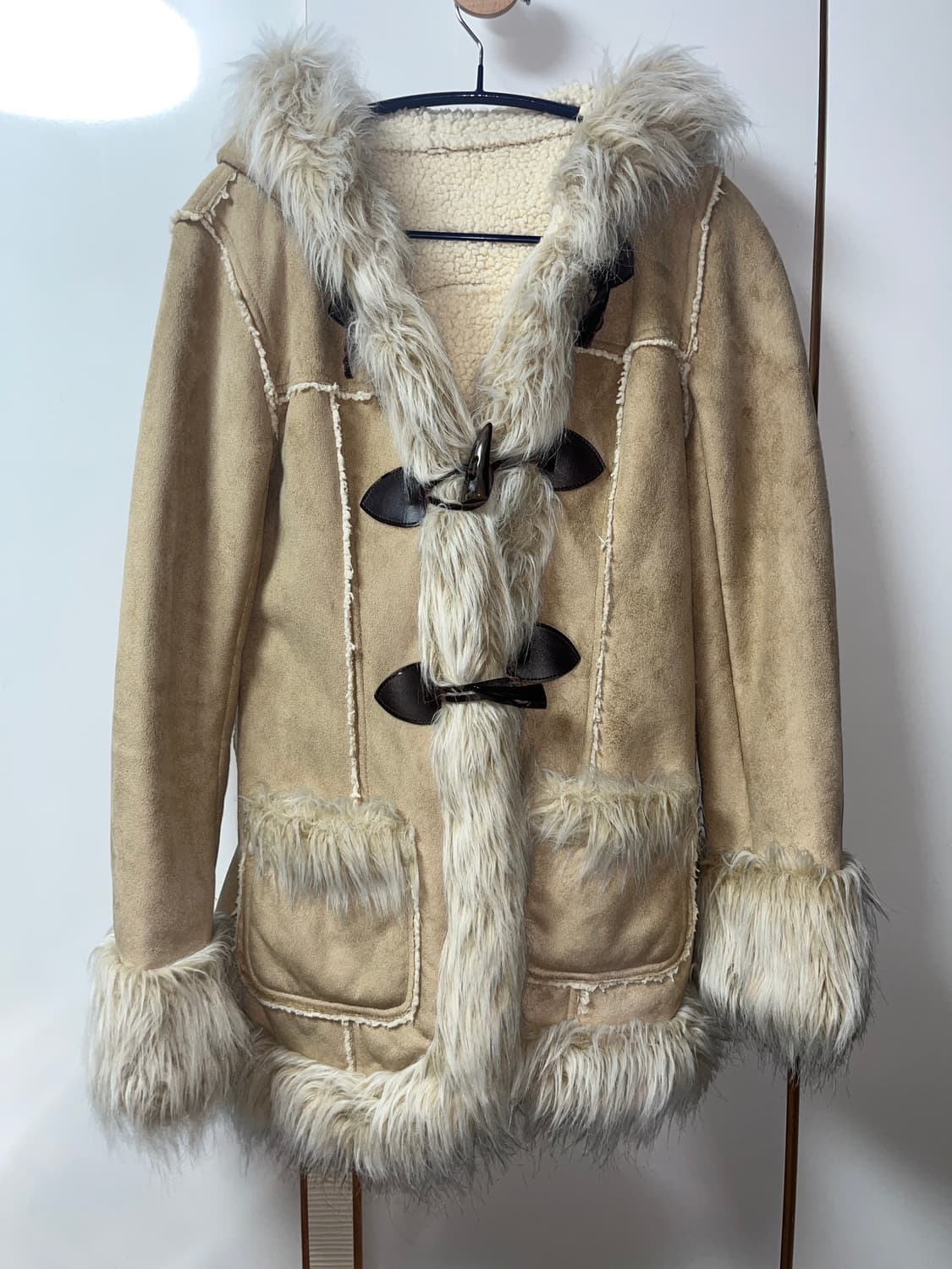 갸루 떡볶이 퍼 무스탕 대장 상품이미지1