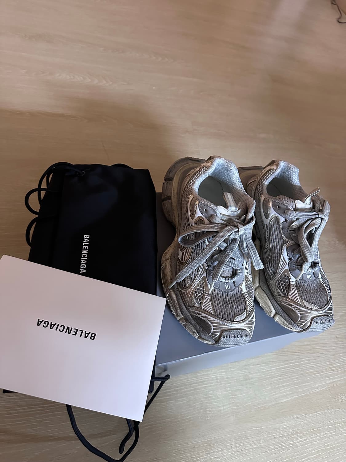 발렌시아가 3xl 에그쉘 40사이즈 정품 풀박스 상품이미지3