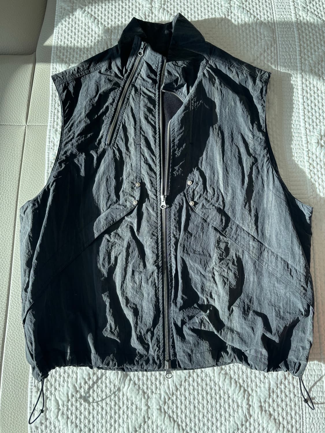 [M] IEY 이에이 레인 멀티 집업 베스트 블랙 상품이미지3