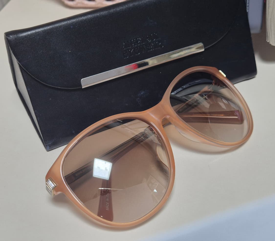 안나수이 비즈 로고 선글라스 핑크 베이지
 상품이미지1