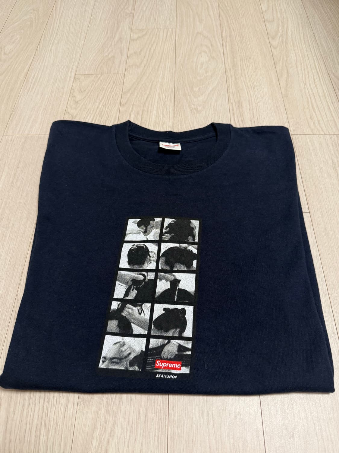 03 슈프림 바버샵 티셔츠(Supreme Barbershop Tee) 상품이미지3