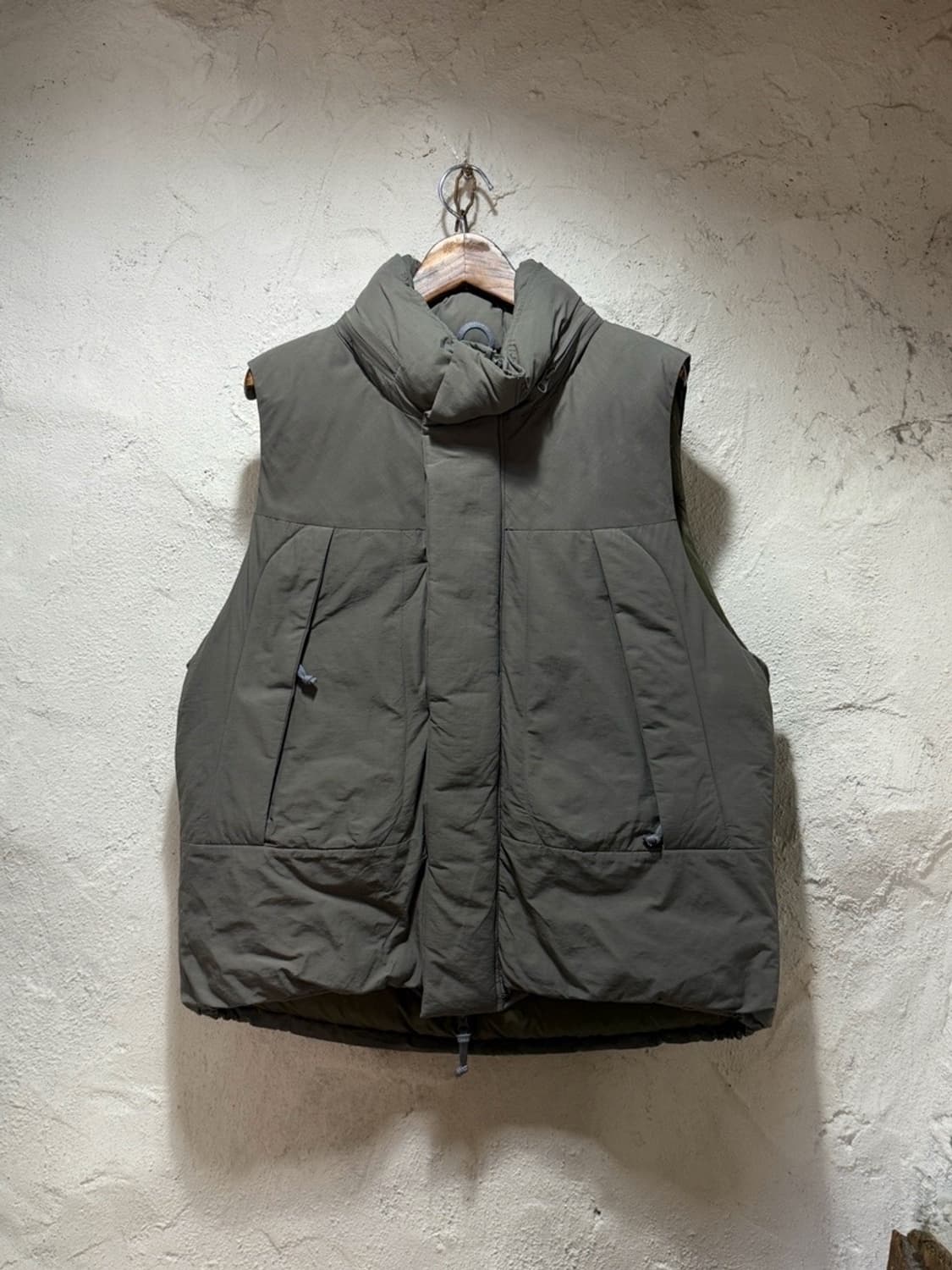 마카 Marka 리사이클 나일론 다운 베스트 타입2 상품이미지1