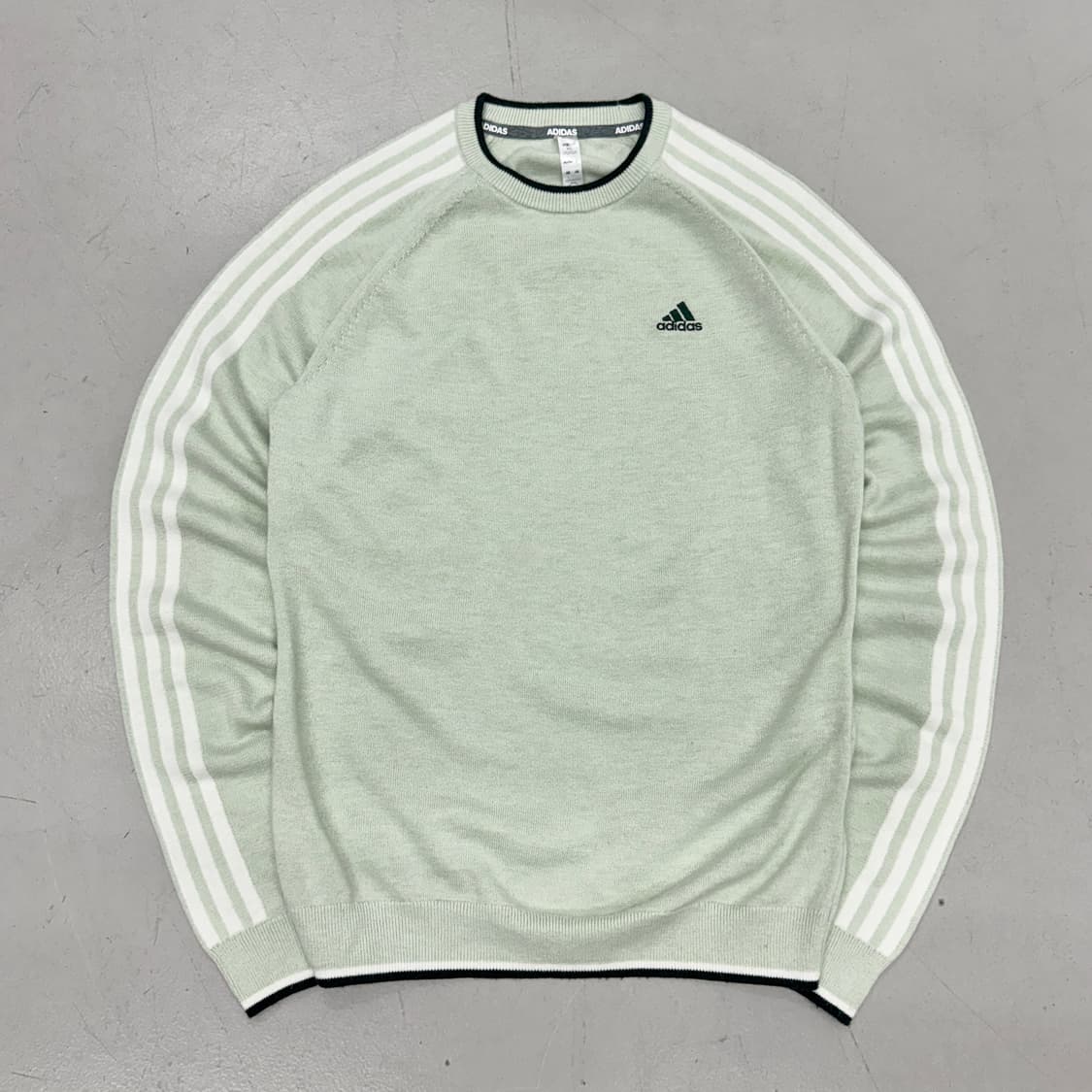아디다스 삼선 민트 색감 니트  상품이미지2