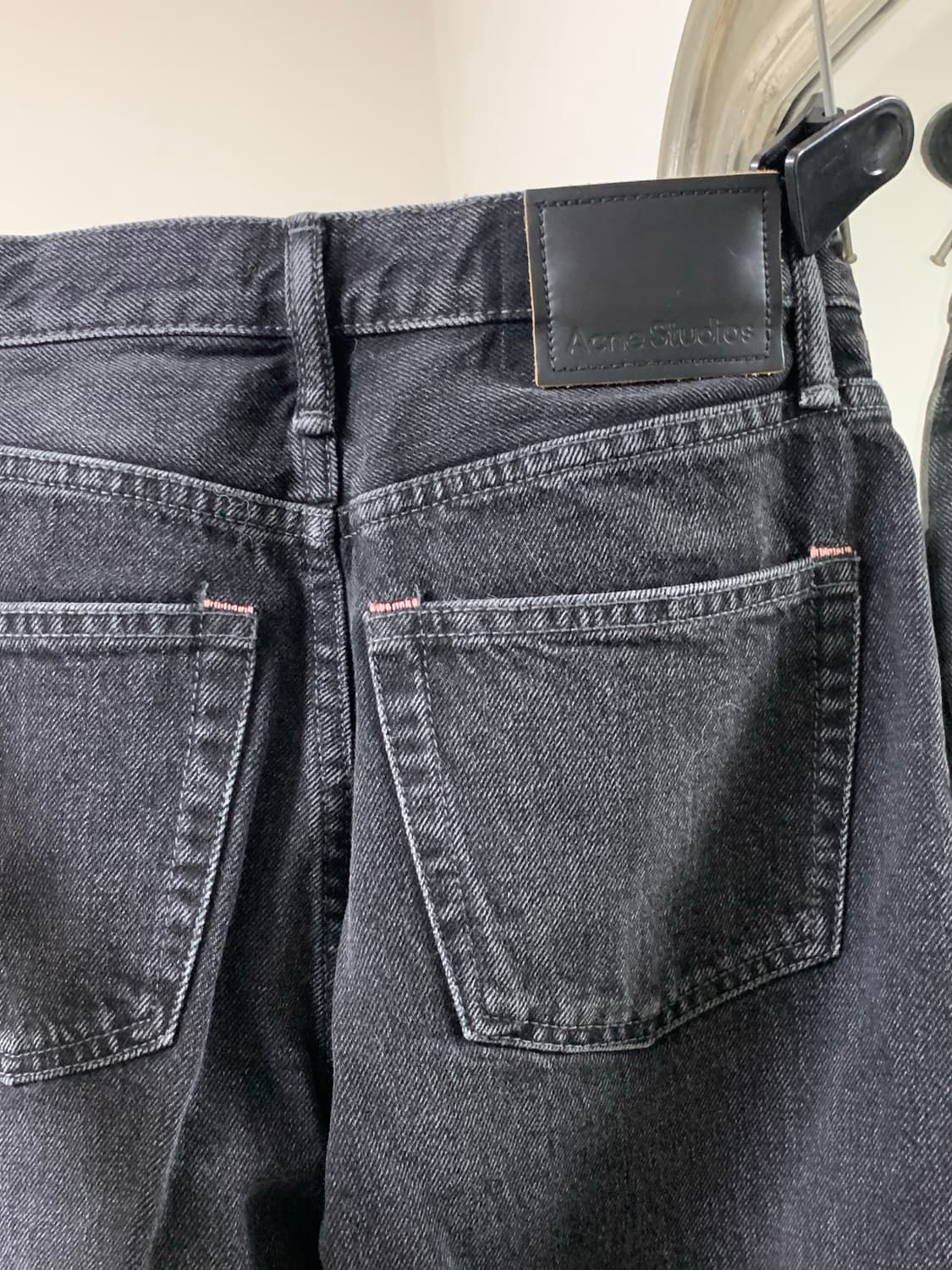 아크네스튜디오 여성 스트레이트 블랙데님 26 상품이미지7