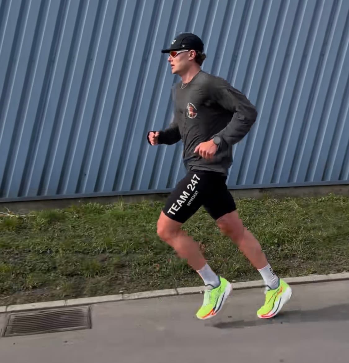 [새상품] represent 247 러닝캡 상품이미지5