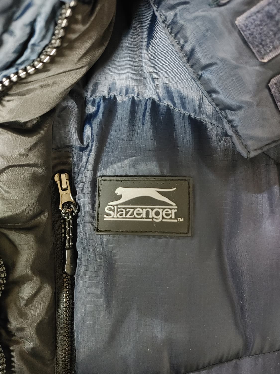 슬레진져 남성 후드패딩 상품이미지3