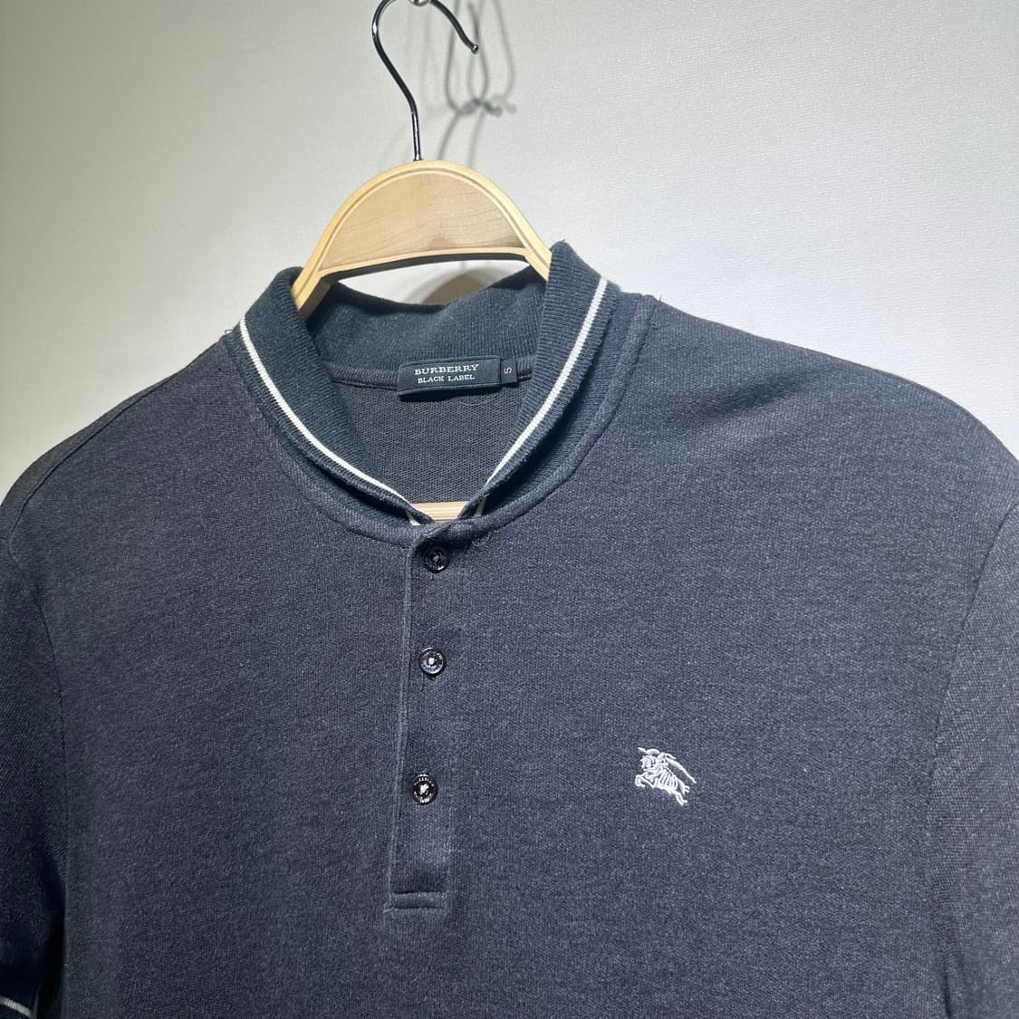 버버리 카라티 판매합니다 상품이미지2