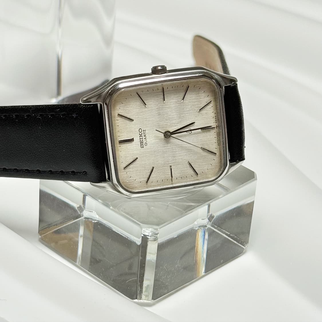 70s80s 빈티지 세이코 스퀘어 브러쉬드 실버 다이얼 워치 상품이미지2