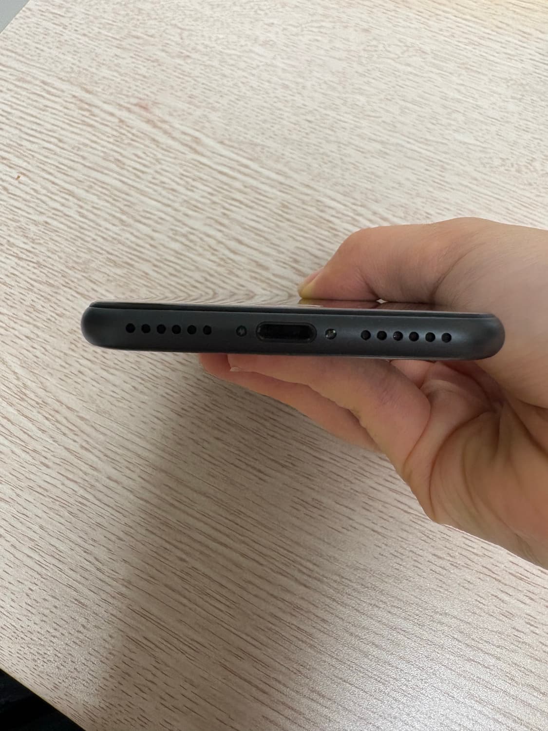 아이폰 8 블랙 (상태 S급) 상품이미지7