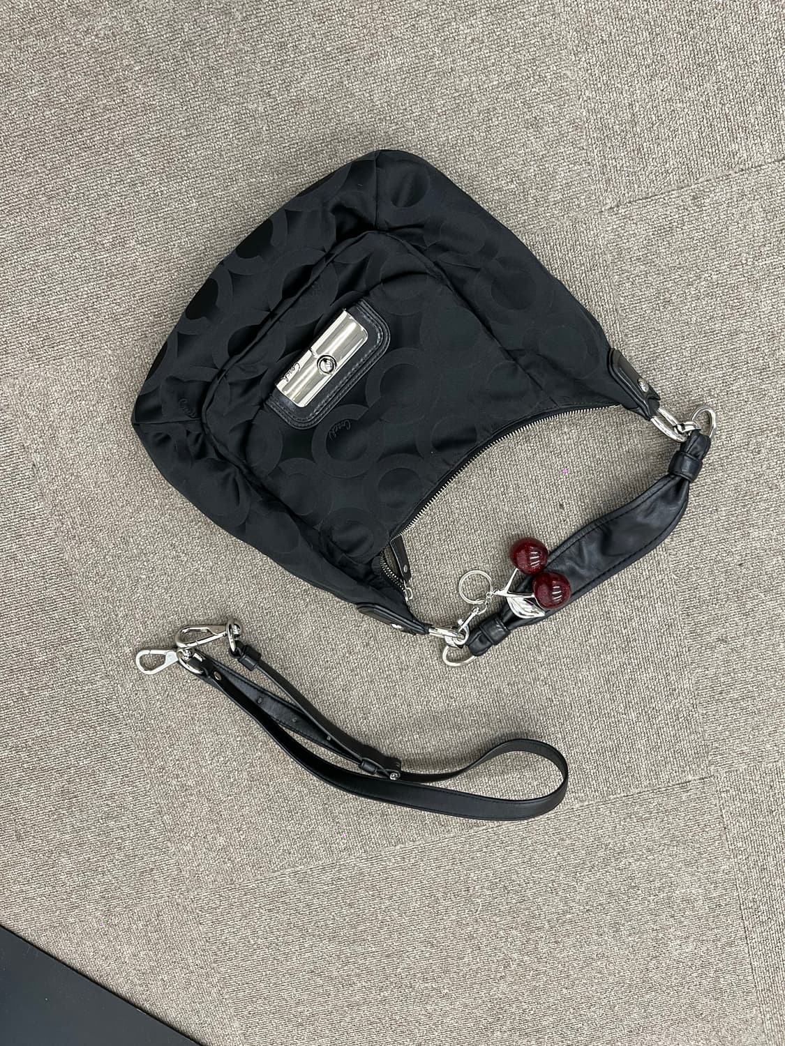 Coach Black Logo Shoulder Bag 상품이미지8