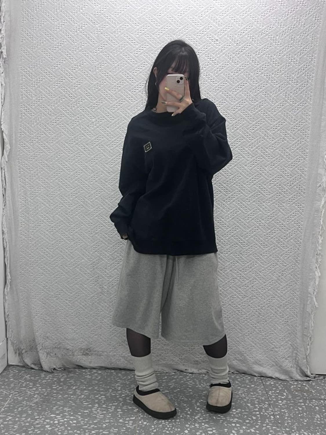 아크네스튜디오 키치 메탈 페이스 로고 맨투맨 M C07525 상품이미지2