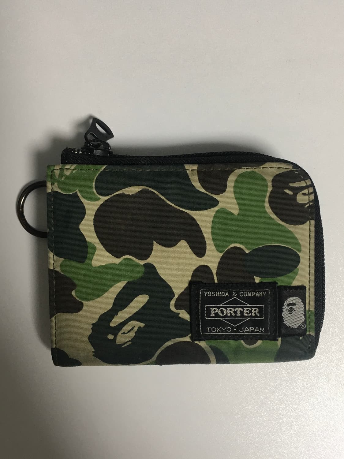 베이프 X 포터 지갑 카모 월렛 그린 상품이미지1