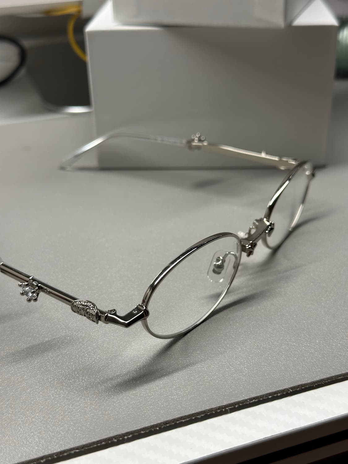 젠틀몬스터 PICO 은색 안경 상품이미지3