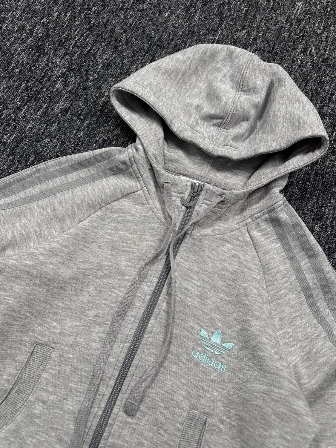 아디다스 그레이 후드집업 상품이미지3