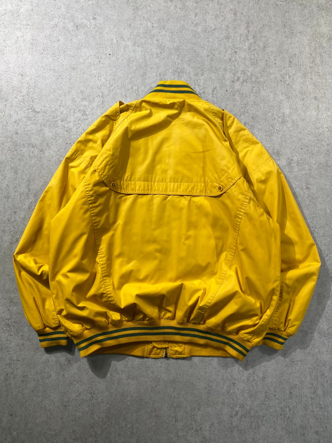 [L-XL] 80s Adidas 아디다스 어센틱 라인 올드스쿨 봄버자켓 상품이미지6