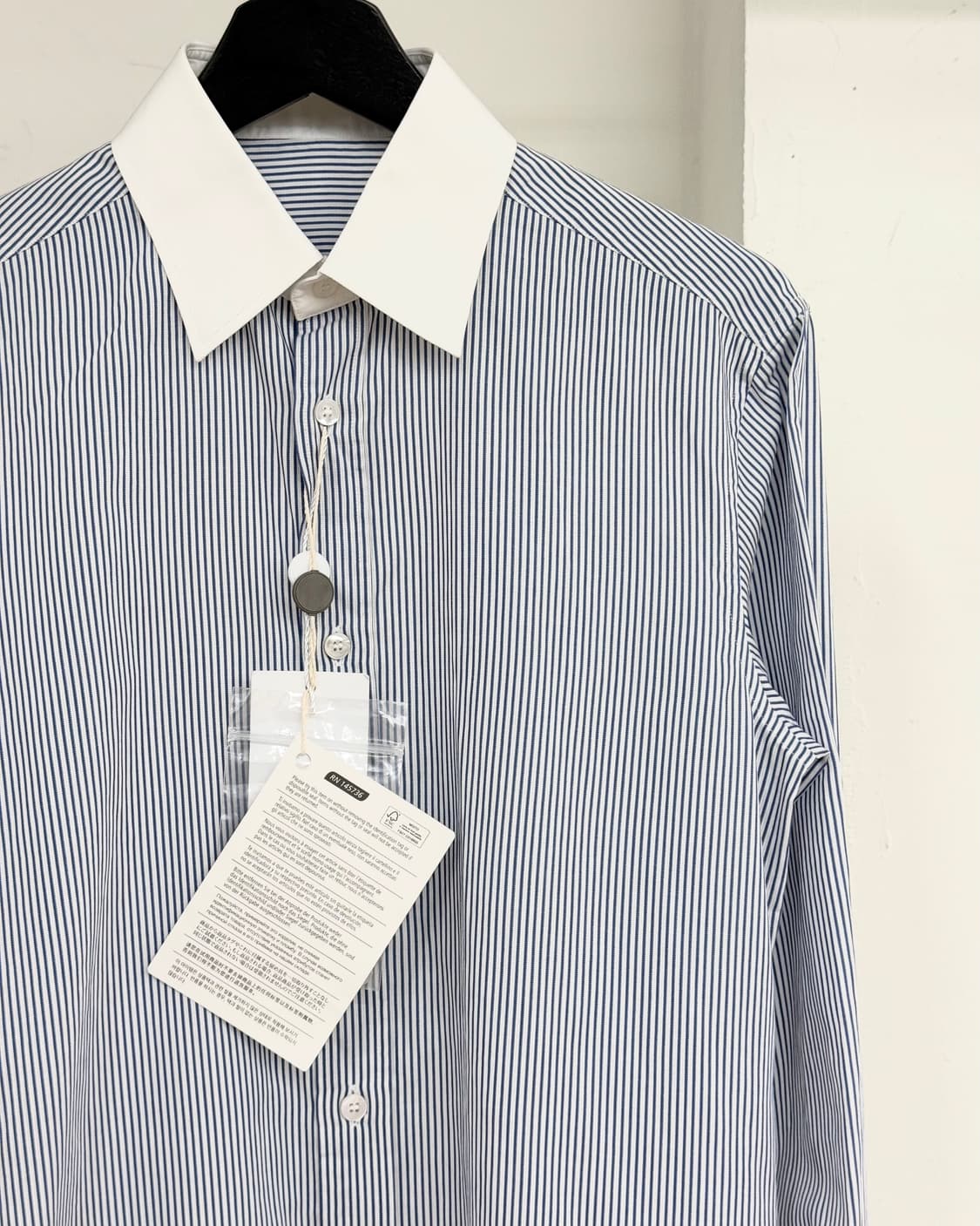 메종 마르지엘라 블루 스트립드 화이트칼라 셔츠 상품이미지4