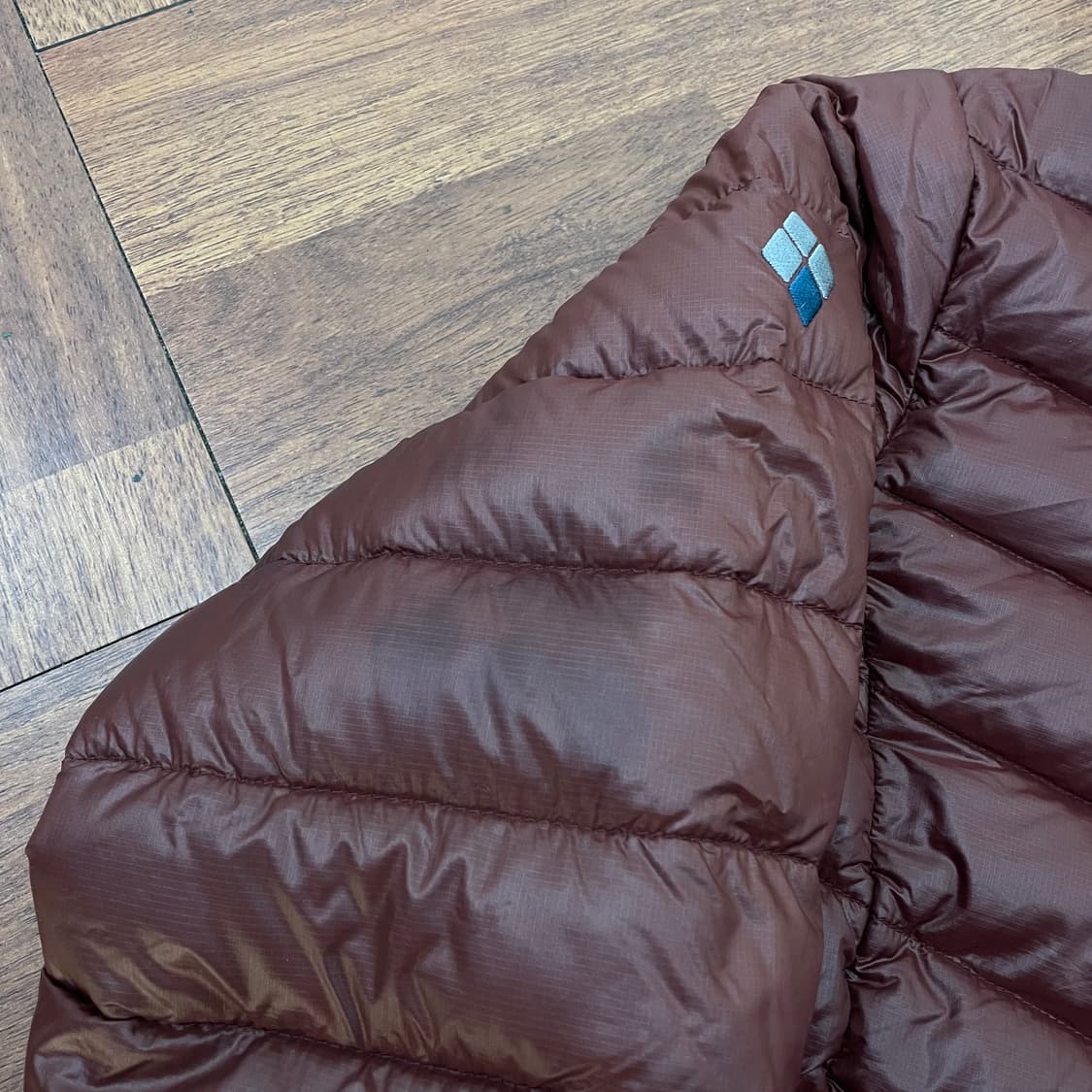 몽벨 브라운 경량 패딩 상품이미지4