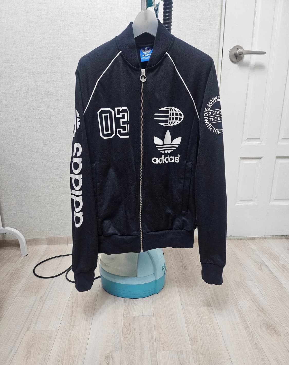 (100)L ☆초희귀☆아디다스 오리지널 슈퍼스타 로고 [블랙] 트랙탑져지 상품이미지1