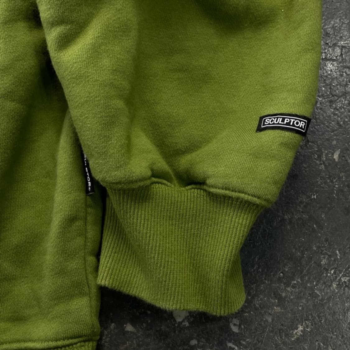 105 스컬프터 맨투맨 상품이미지4