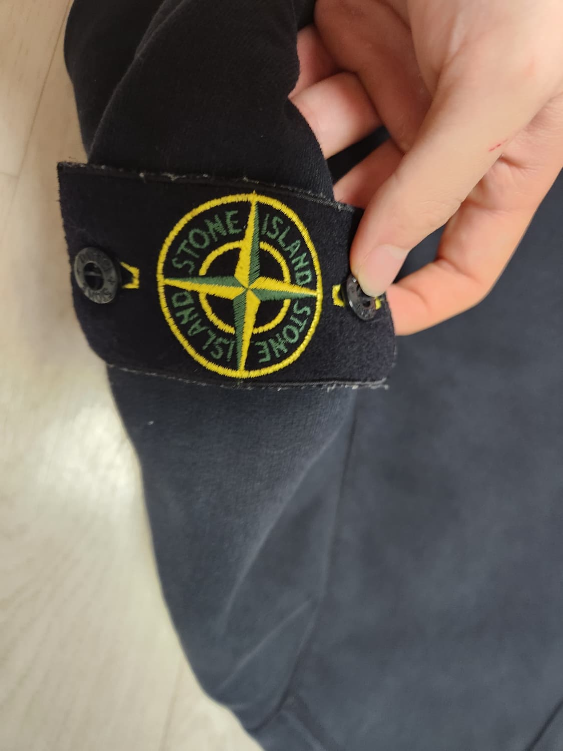 스톤아일랜드 맨투맨 상품이미지2