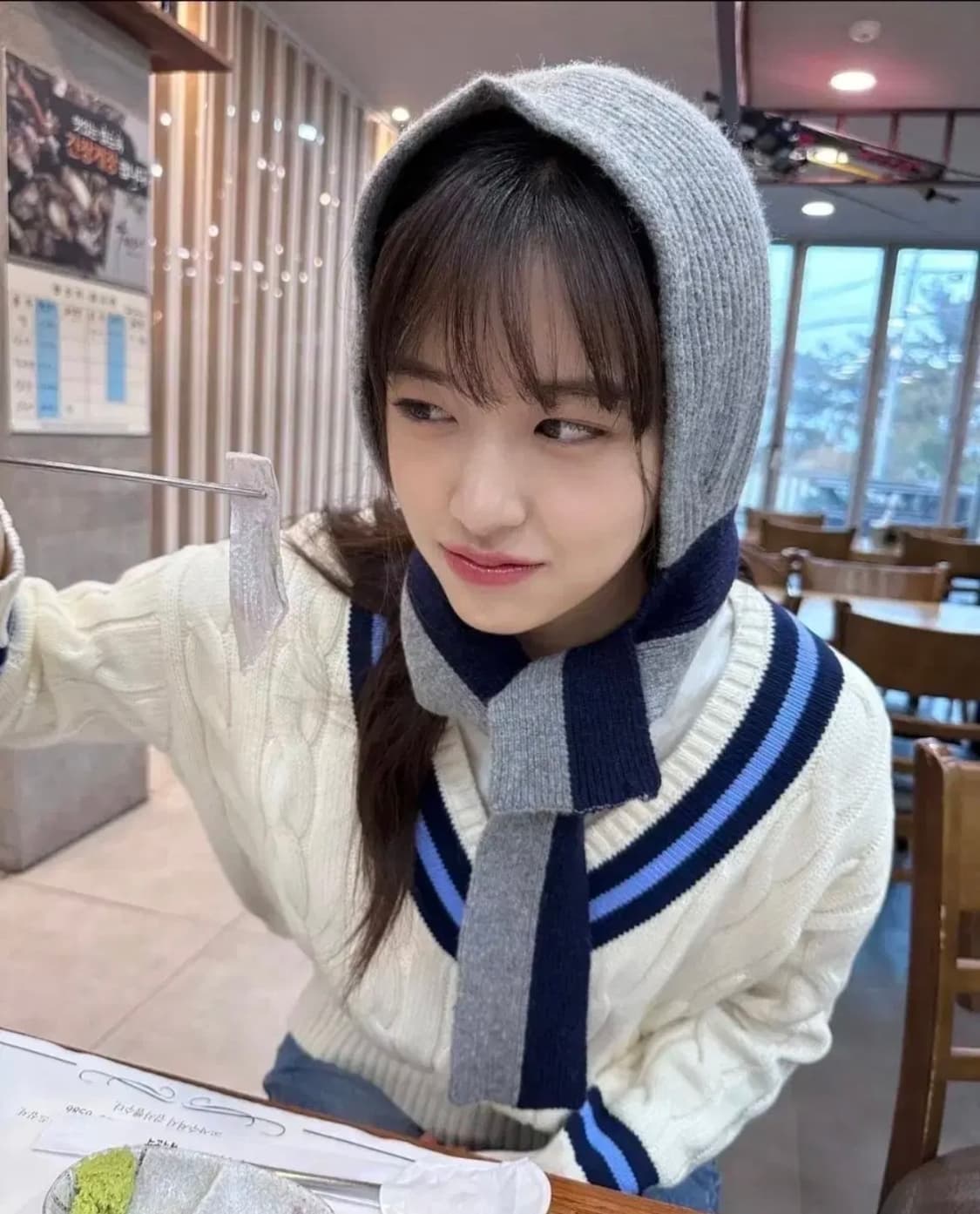 (새제품) 폴로 안유진 크리켓 니트 M 상품이미지3