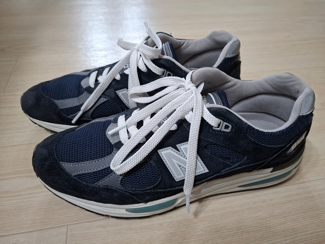 뉴발란스991v2 네이비 270 (9/10) 상품이미지1