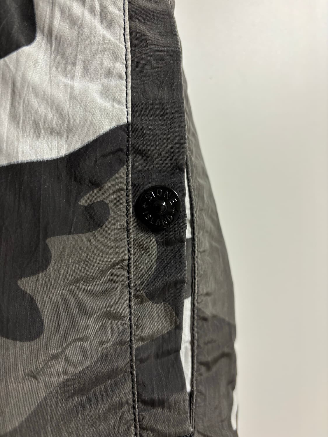 [S] 슈프림 X 스톤아일랜드 나일론메탈 트랙팬츠 카모 상품이미지7