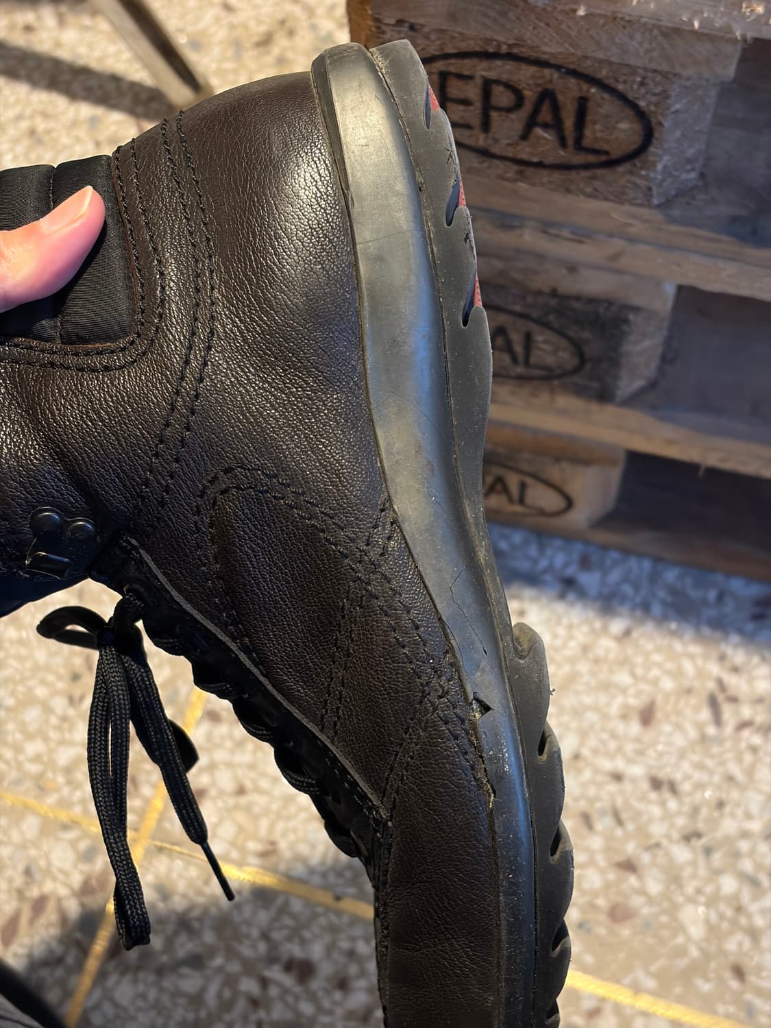 00s prada hiking boots 상품이미지10