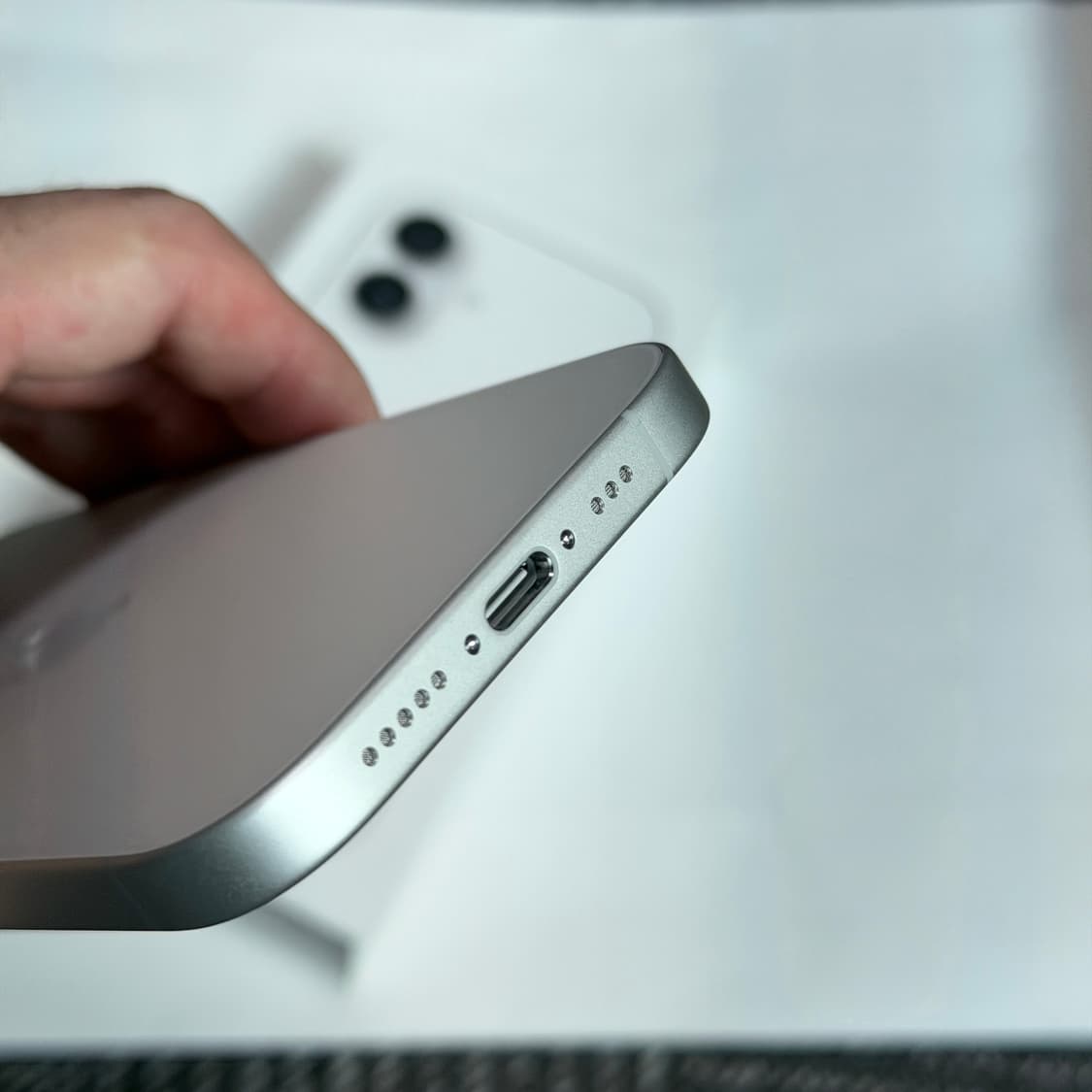 아이폰 17 256GB 화이트 풀박스 자급제 상품이미지8