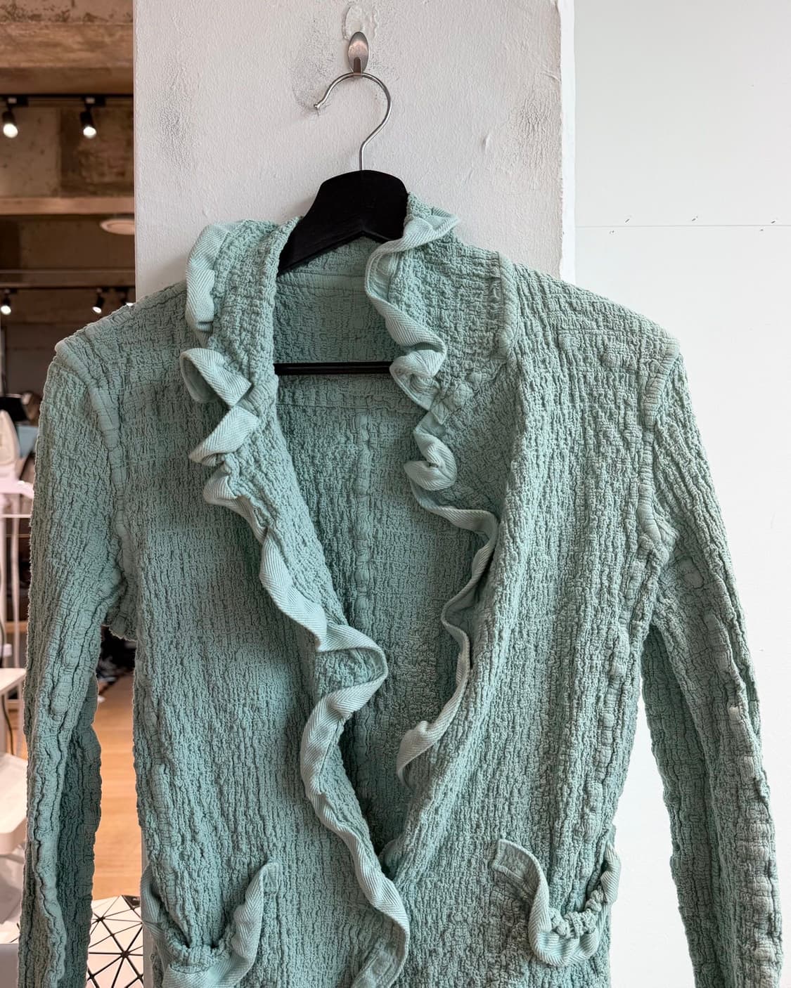 이세이미야케 미 그린 러플 가디건  상품이미지3