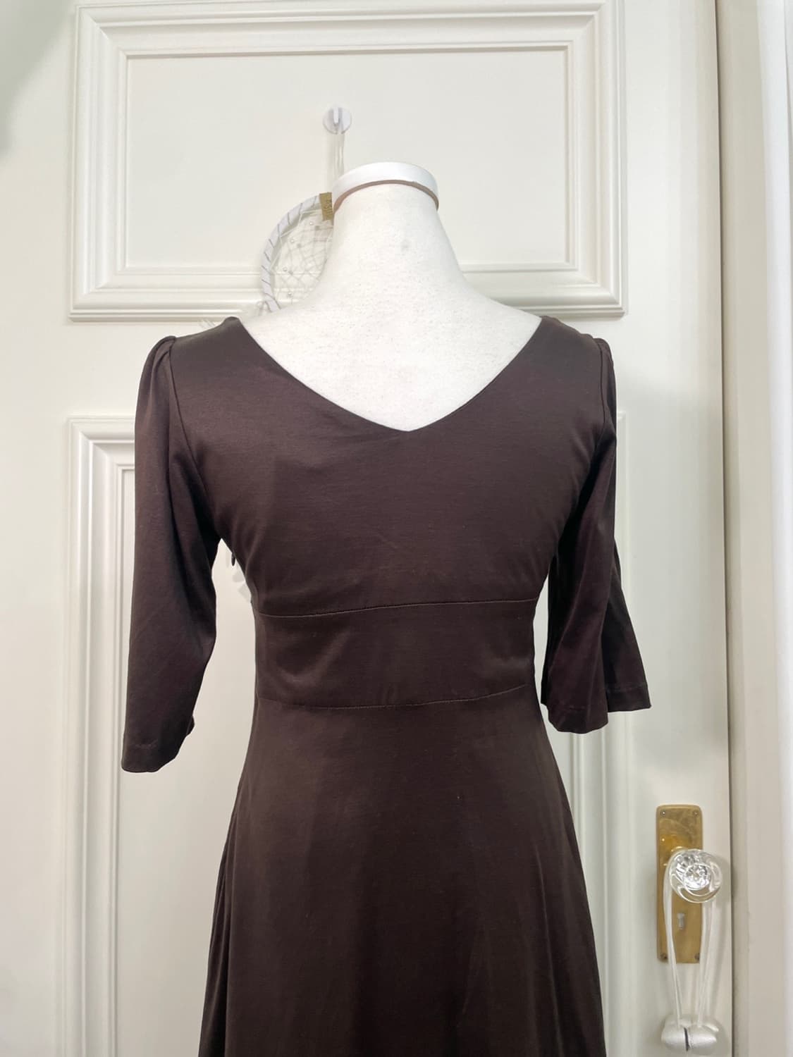 brown shirring pleats point v-neck cotto 상품이미지4