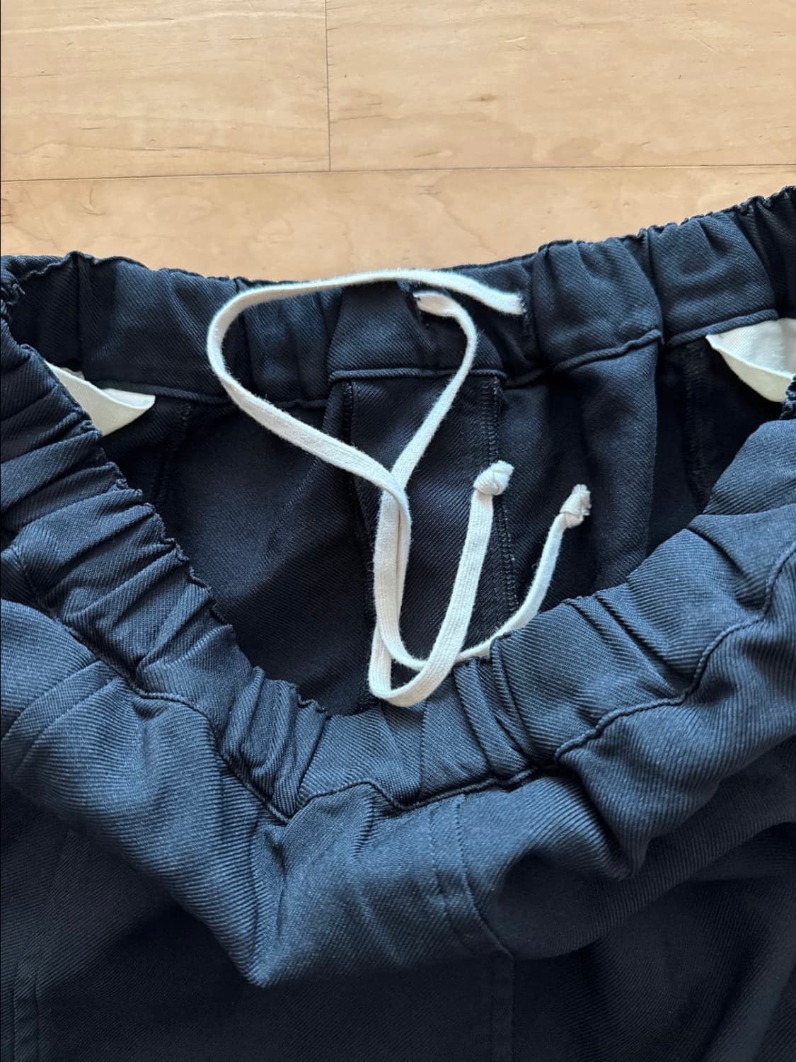 FW24 사루엘 팬츠 상품이미지3