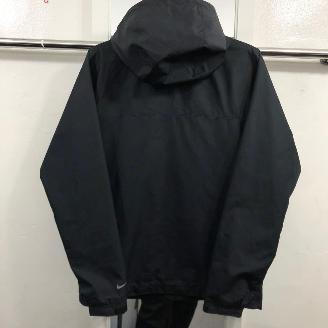 나이키 ACG 바람막이 상품이미지3