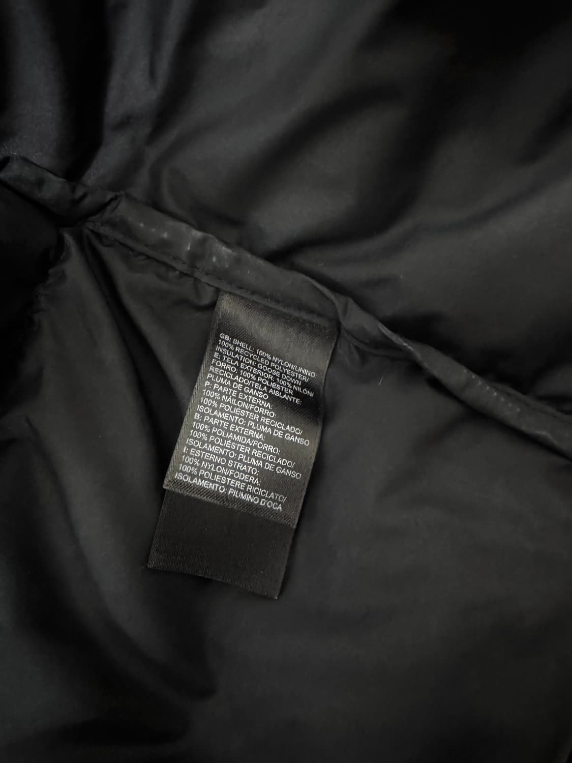 노스페이스 희귀 해외판 유광 눕시700 S 상품이미지5