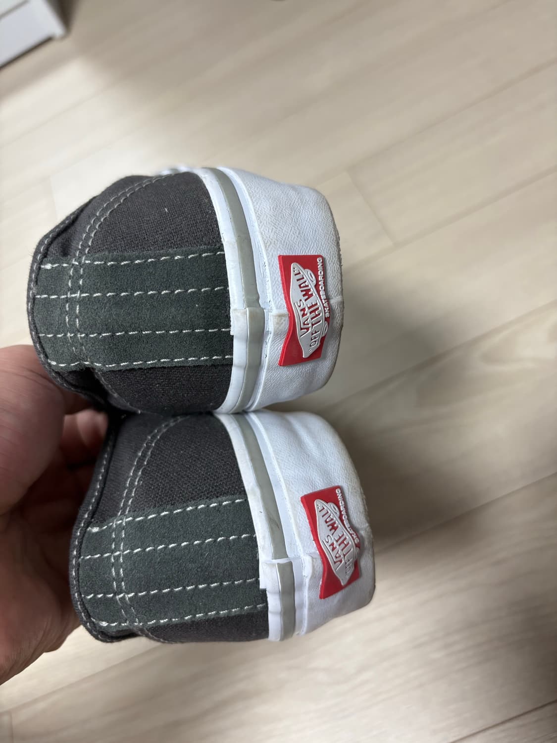 반스 스케이트 어센틱 다크그레이 250 상품이미지5